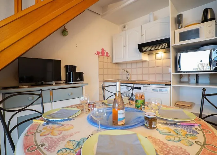Le Capitole-8 By Interhome