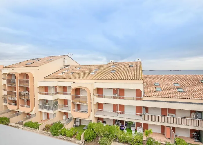 Apartmán Le Capitole-8 By Interhome Fréjus
